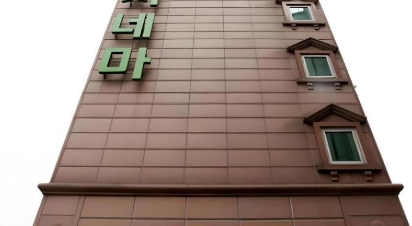 Hotel Cinema Seúl Exterior foto